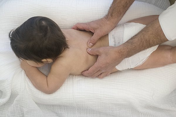  Children's Chiropractic Treatment